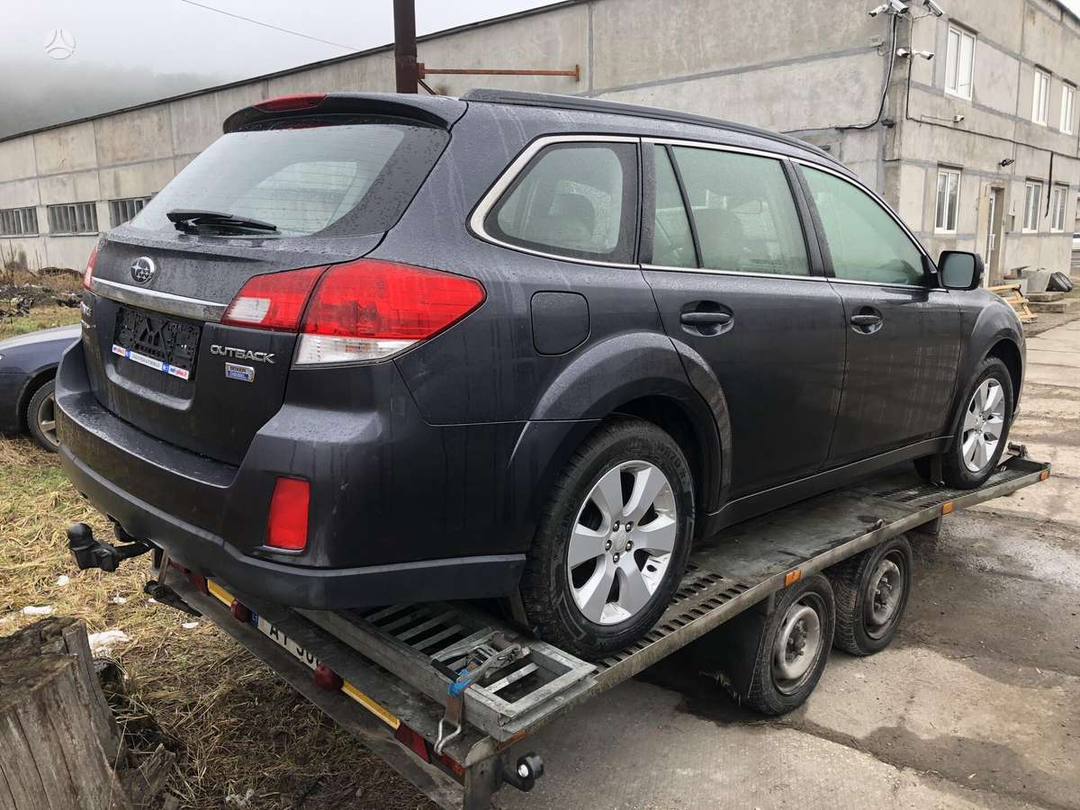 Subaru Outback for parts