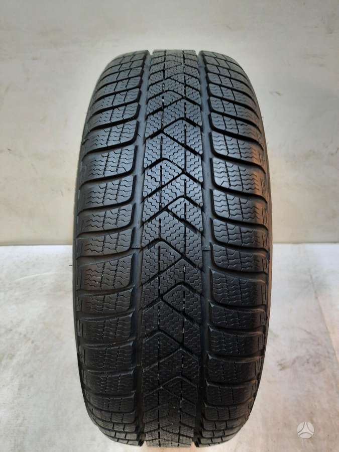 Pirelli Sotto Zero3 2018m, žieminės 215/50 R18