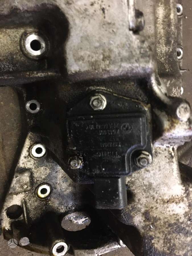 BMW 528, N52B30, engine parts