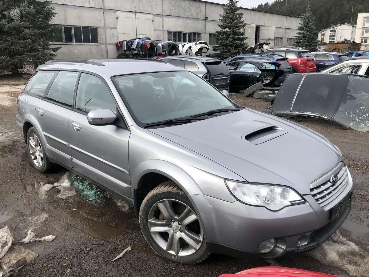 Subaru Outback по частям