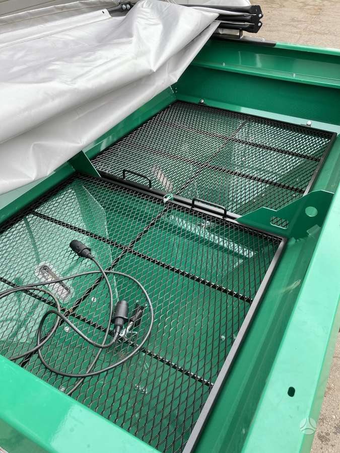 -Kita- Agrohasat 1000-2500, spreaders
