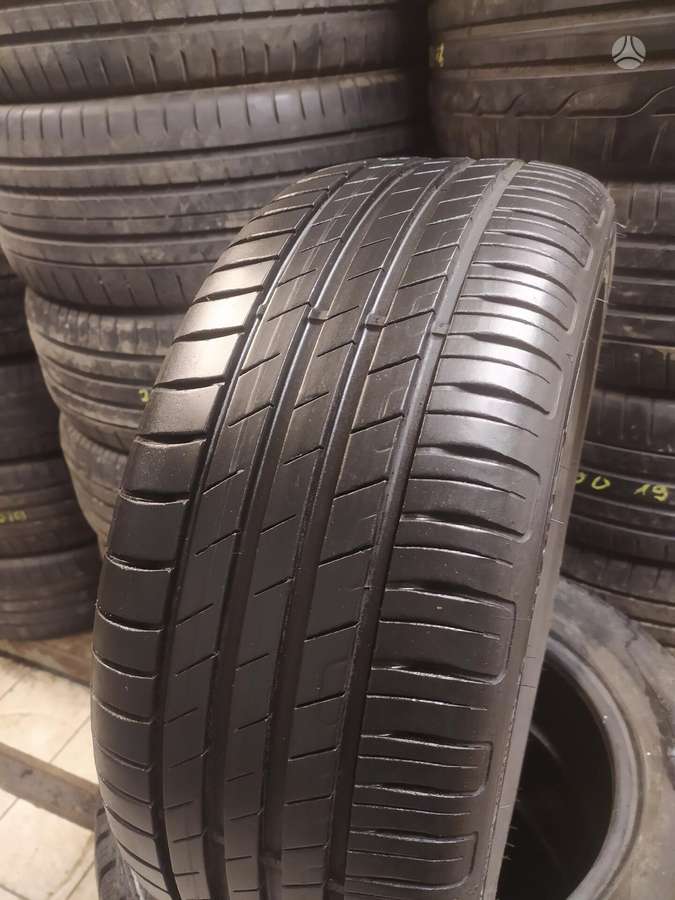 Goodyear Ultra Grip Performance, vasarinės 215/45 R16