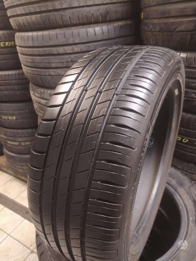 Goodyear Ultra Grip Performance, vasarinės 215/45 R16