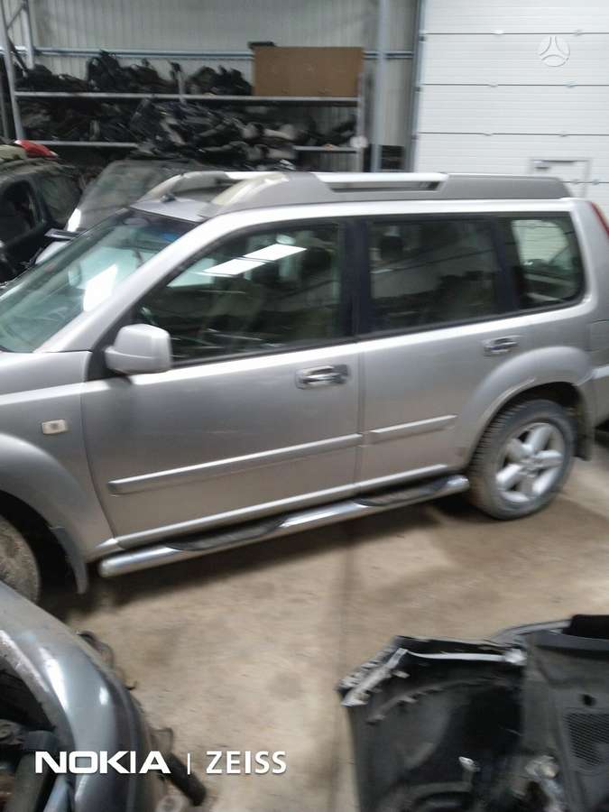 Nissan X-Trail dalimis