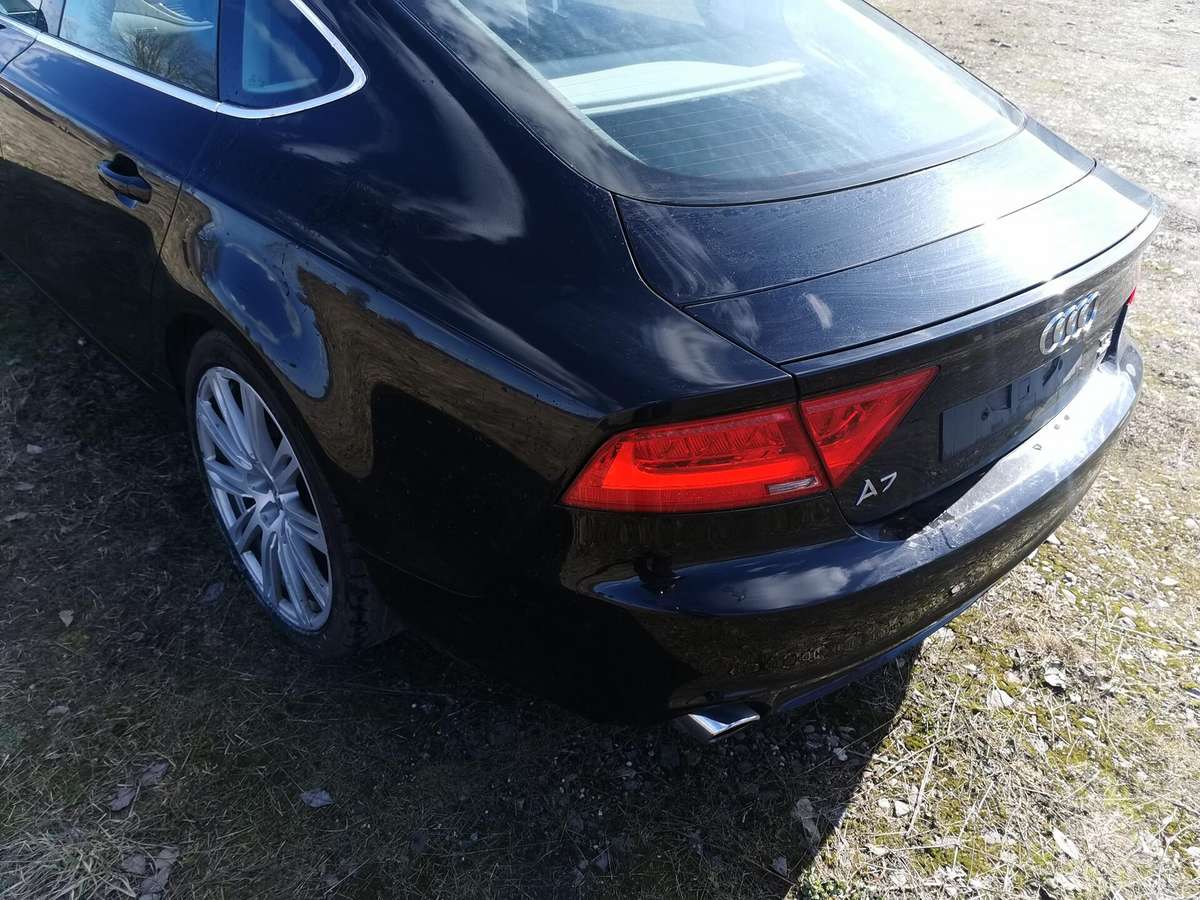 Audi A7 dalimis