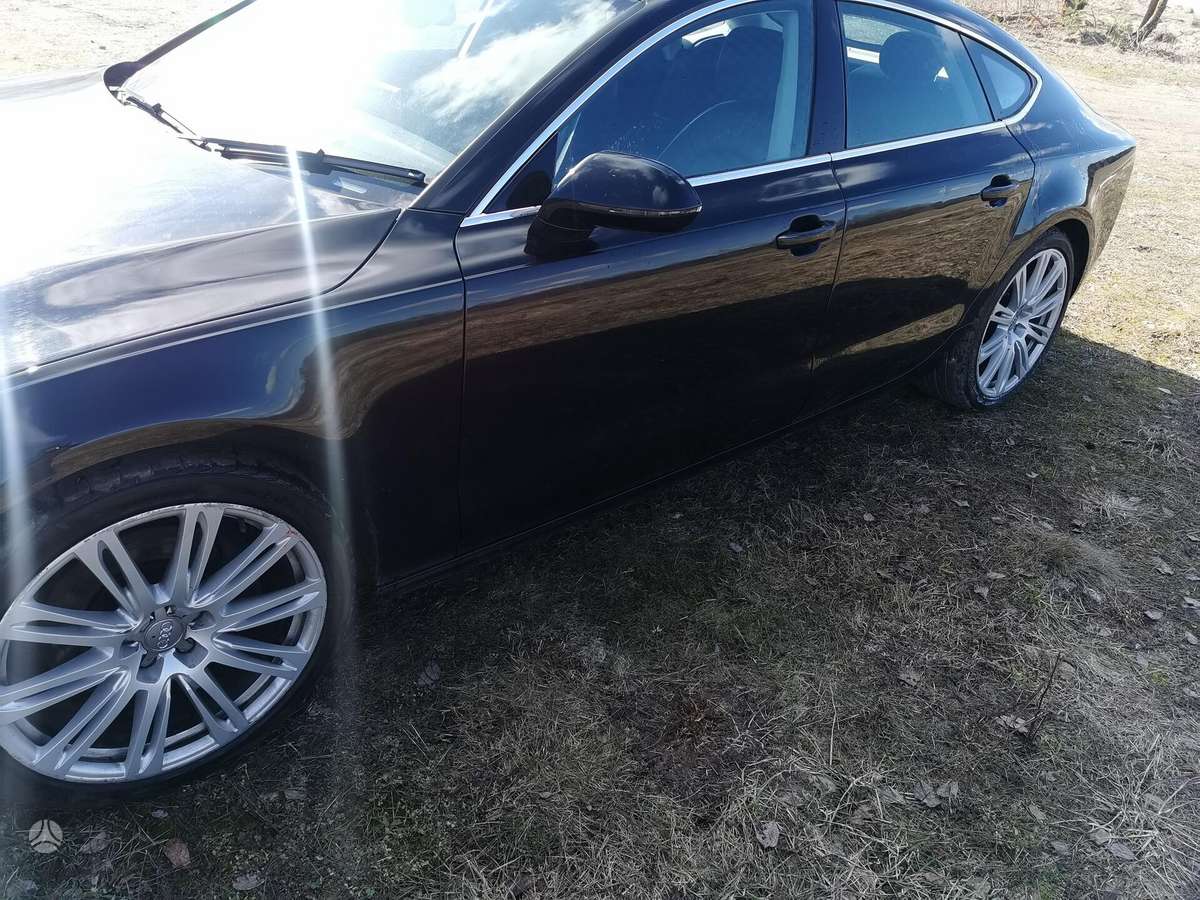 Audi A7 dalimis