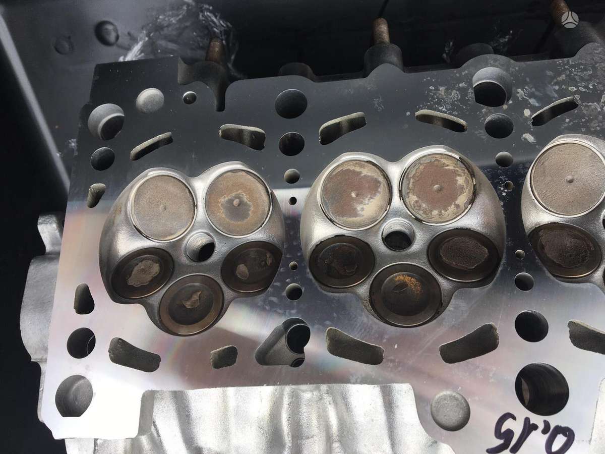 Audi A4, ALT, variklio galvutė