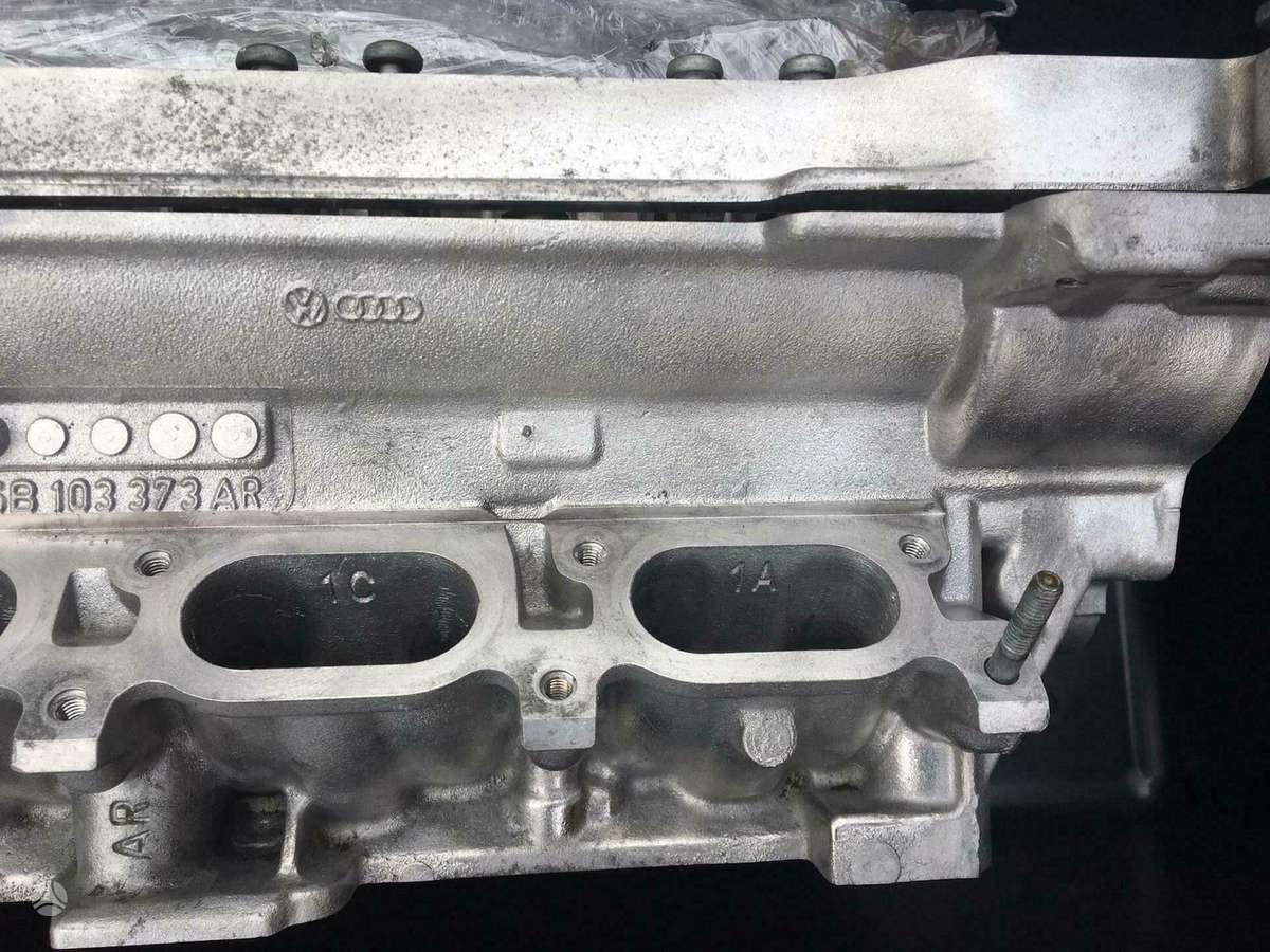 Audi A4, ALT, cylinder head