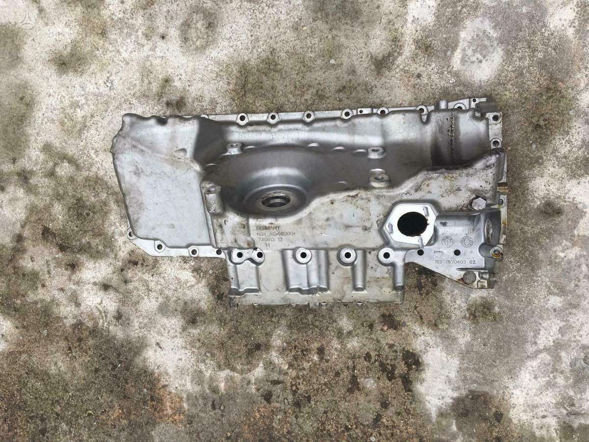 BMW 335 Gran Turismo, 11 13 7 570 403, engine parts