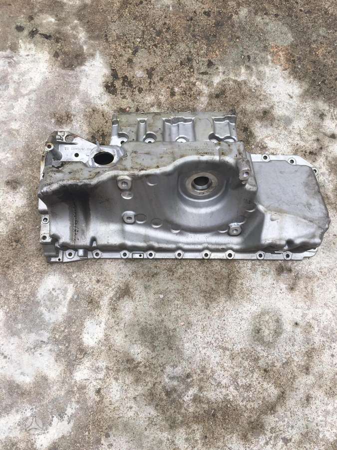 BMW X4, 11 13 7 570 403, variklio detalės