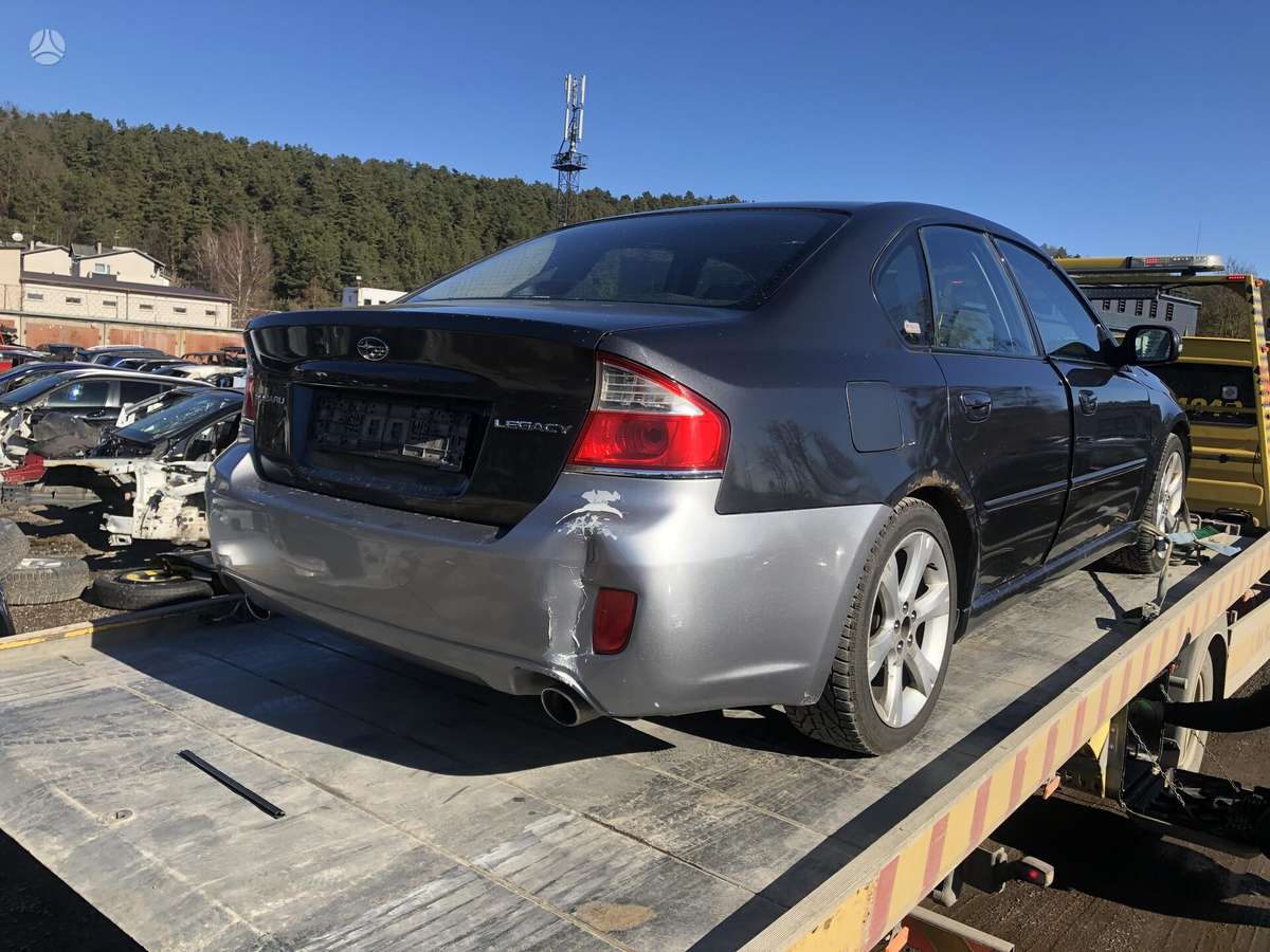 Subaru Legacy rezerves daļās. Ej204
