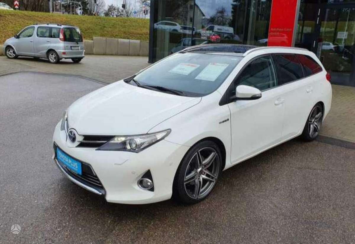 Toyota Auris, 1.8 l., Универсал