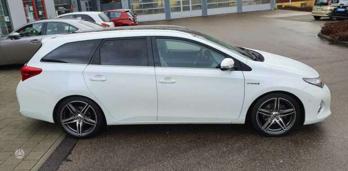 Toyota Auris, 1.8 l., Универсал