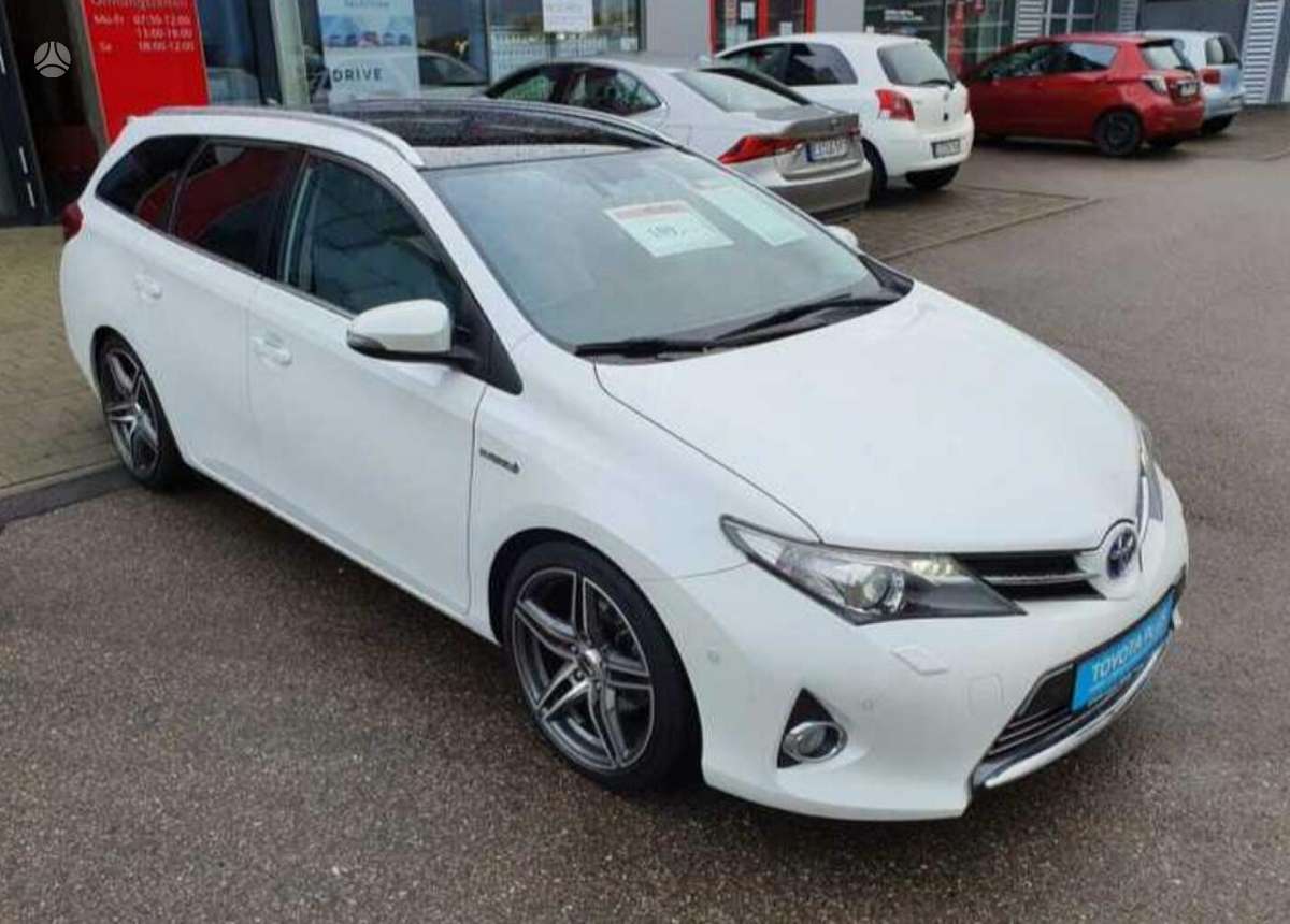 Toyota Auris, 1.8 l., Универсал