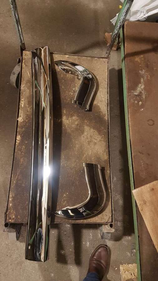 GAZ 21 apdailos detalės