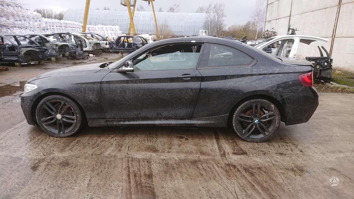 BMW 220