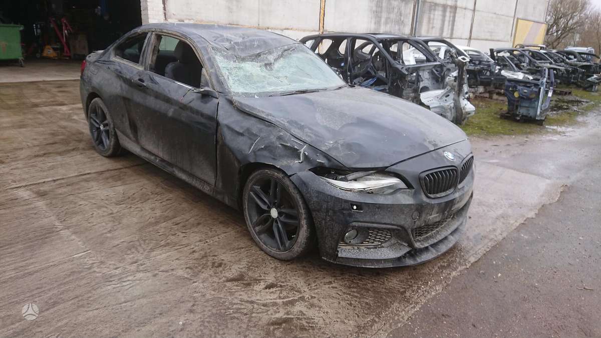 BMW 220
