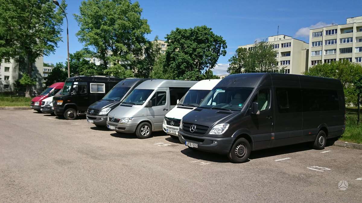 Mercedes-Benz Sprinter, passenger minibus