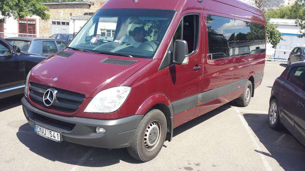 Mercedes-Benz Sprinter, passenger minibus
