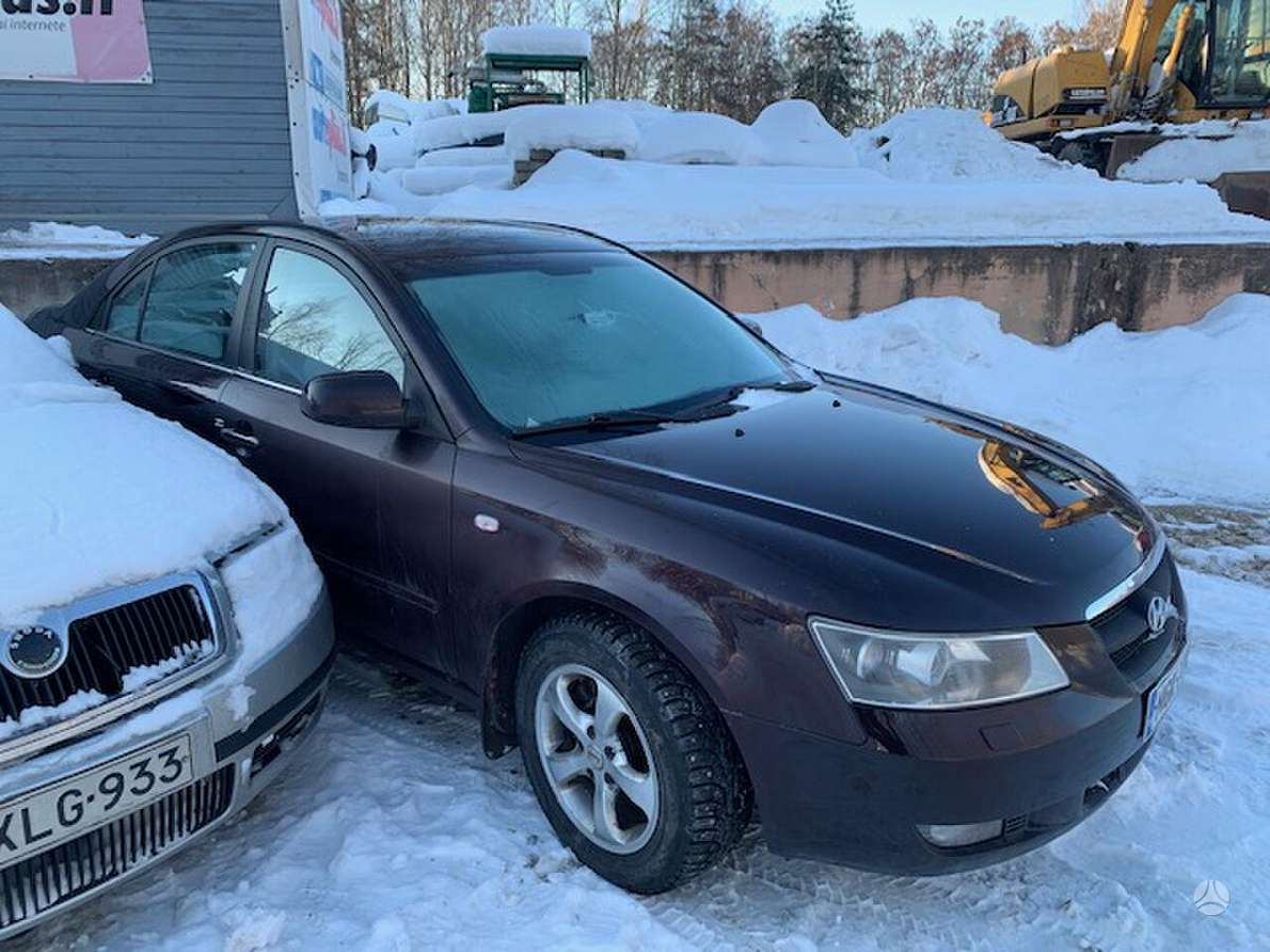 Hyundai Sonata по частям