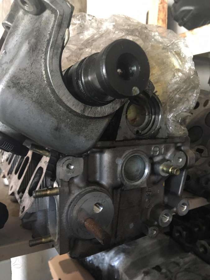 Ford Ranger, WLT, variklio galvutė
