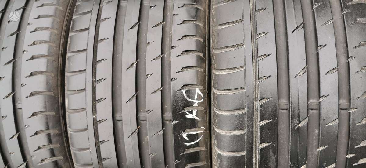 Continental, summer 235/40 R19