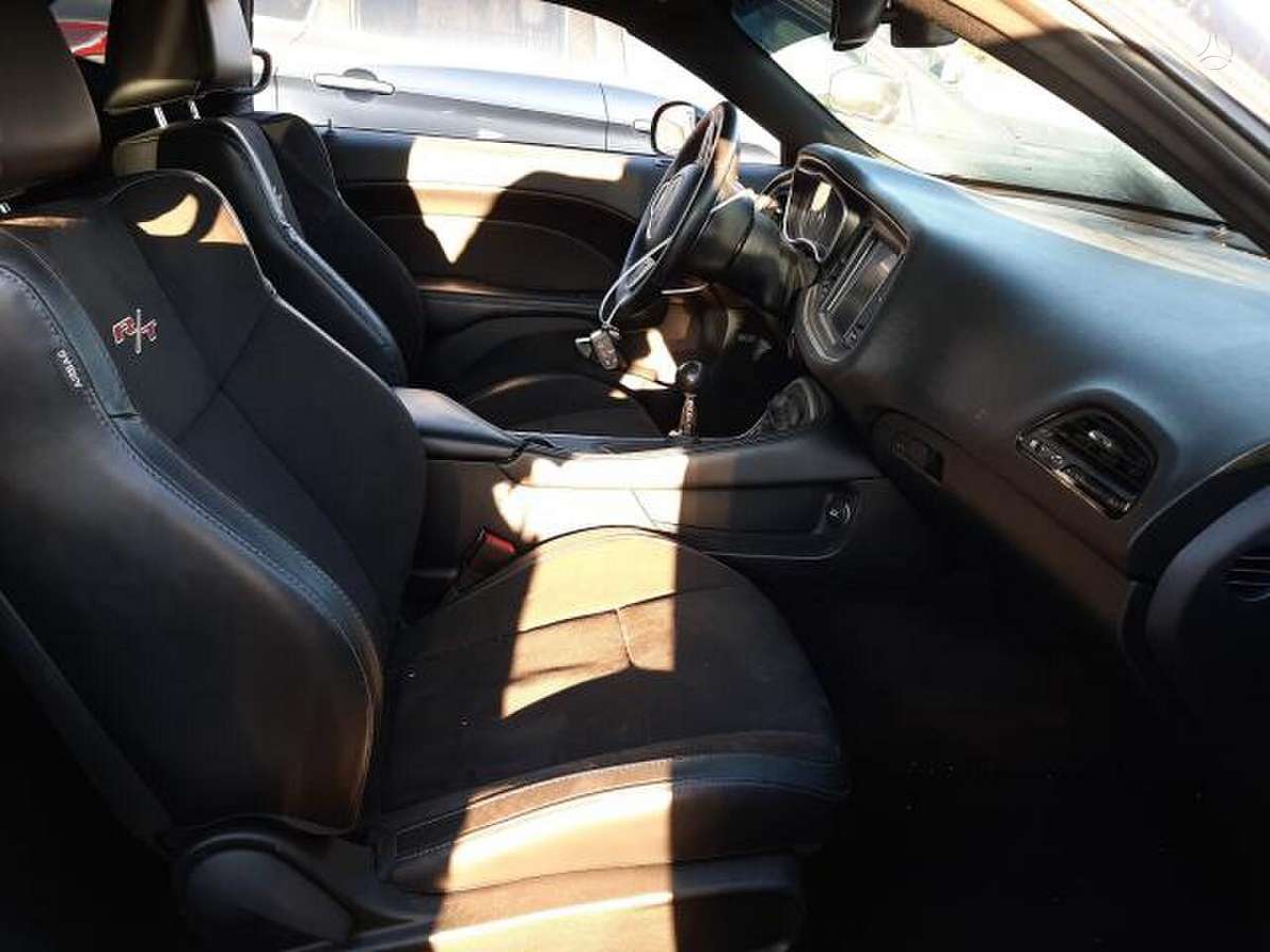 Dodge Challenger rezerves daļās