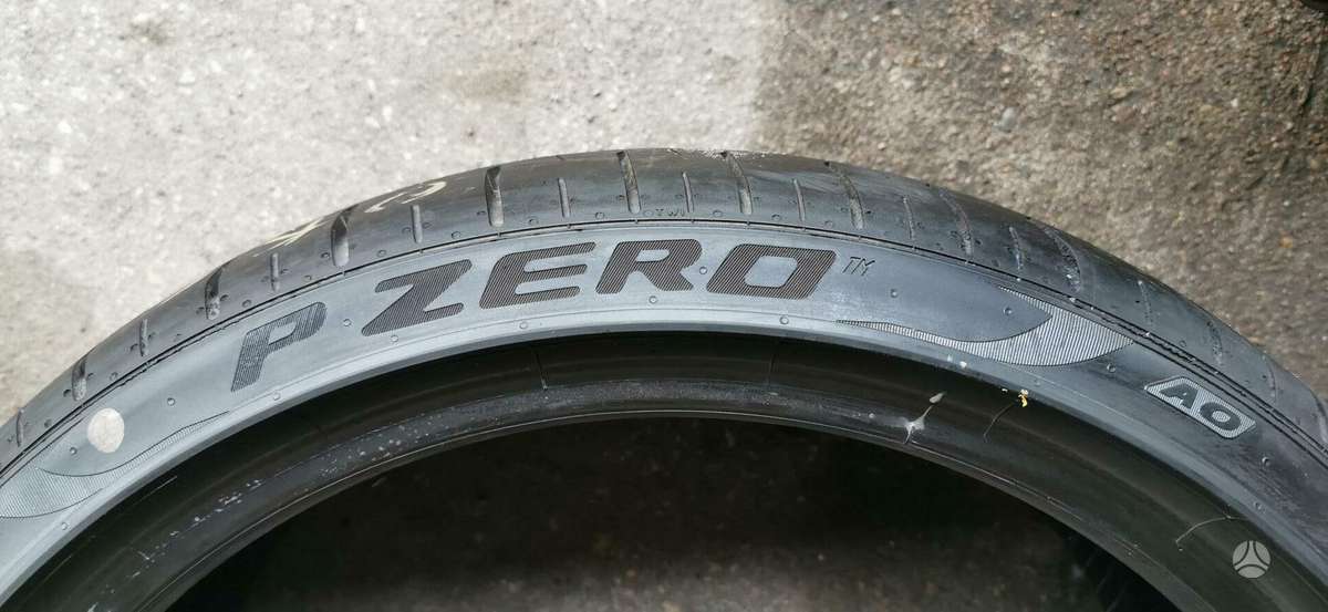 Pirelli, vasaras 245/35 R19