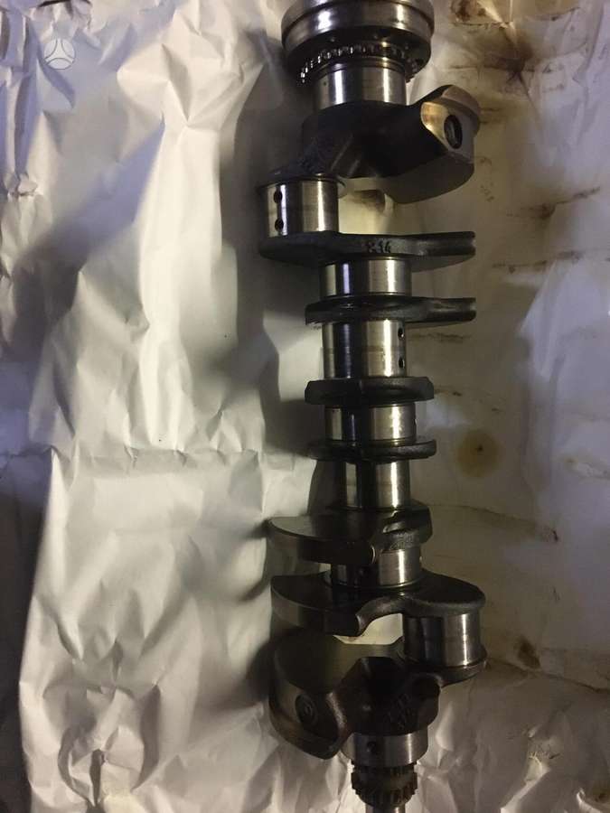 BMW M6, S63B44B S63TU , crankshaft