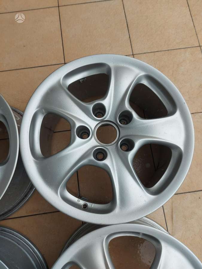 Porsche, lengvojo lydinio, R17