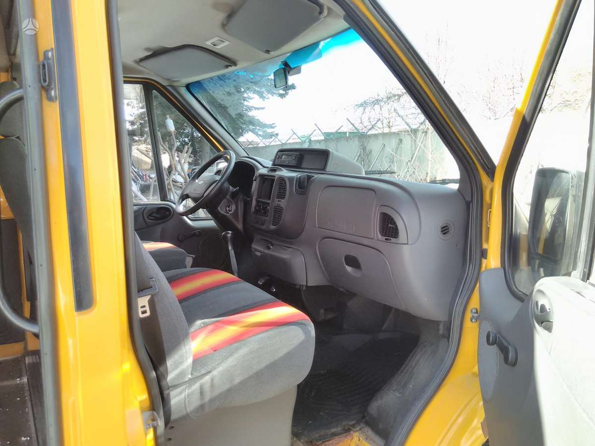 Ford Tranzit, krovininiai mikroautobusai