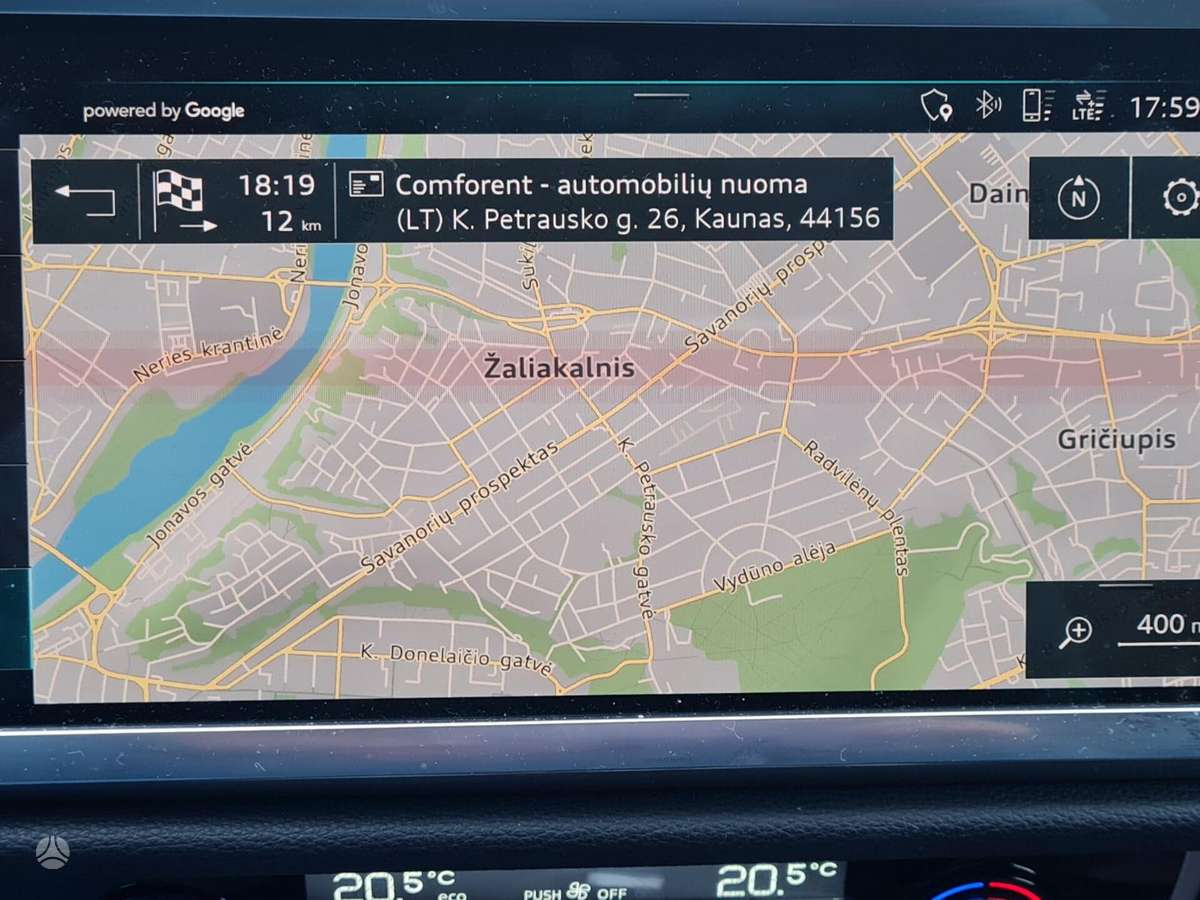 Volkswagen Tiguan, 2.0 l., off-road / crossover