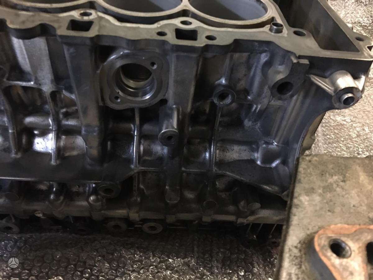 BMW 5 serija, N52b30af, engine block