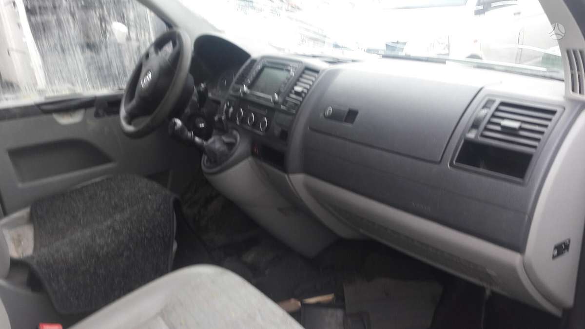 Volkswagen Transporter T5, cargo vans