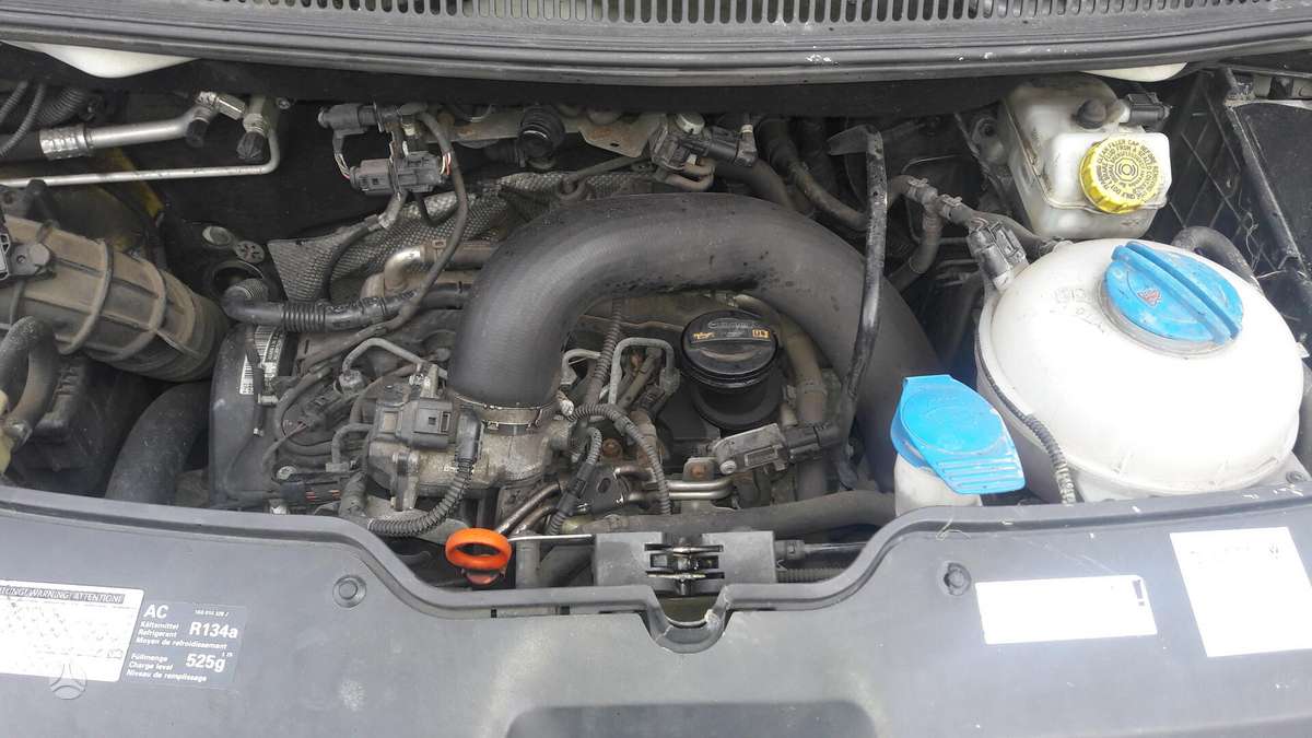 Volkswagen Transporter T5, cargo vans