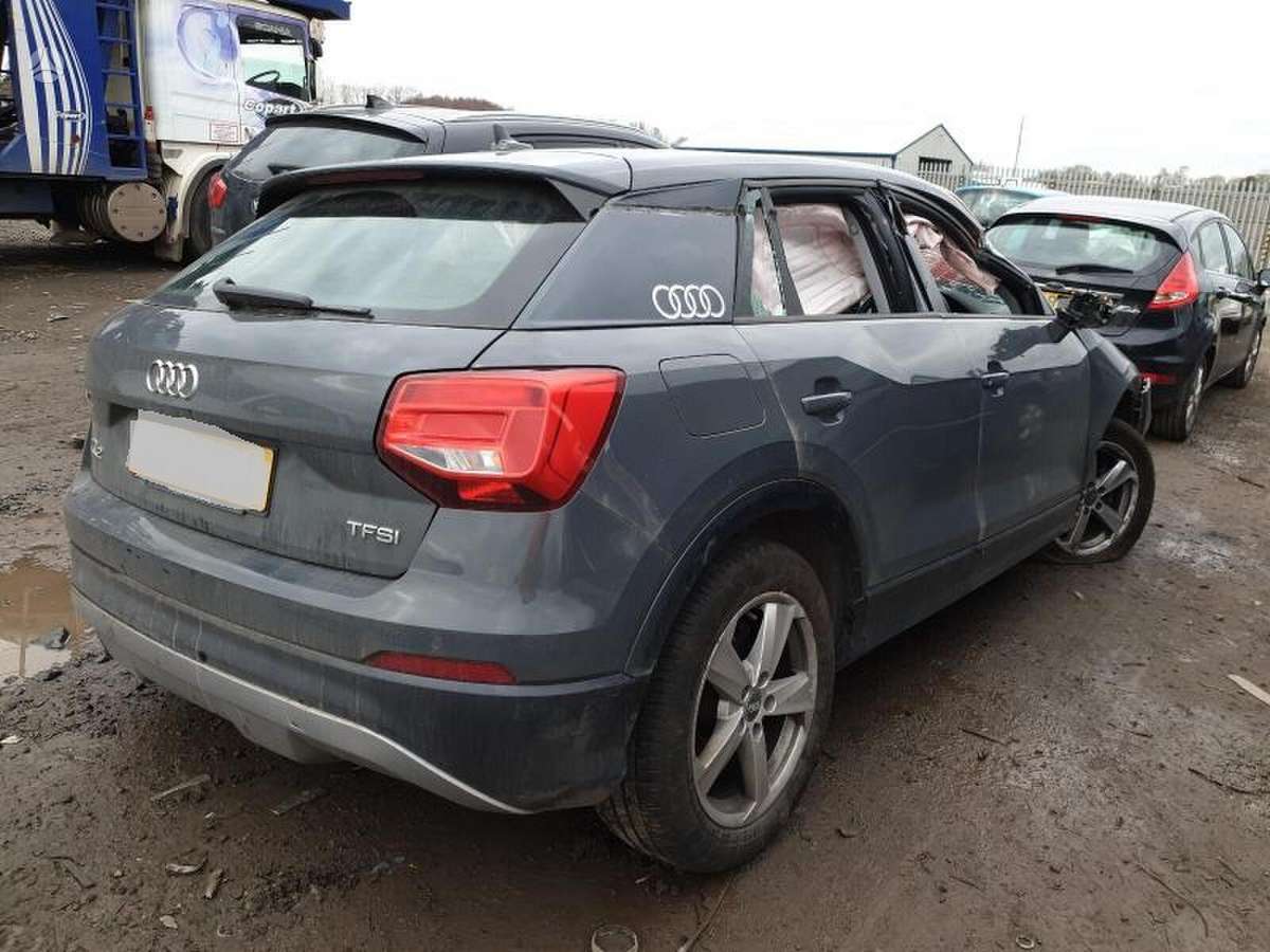 Audi Q2 dalimis