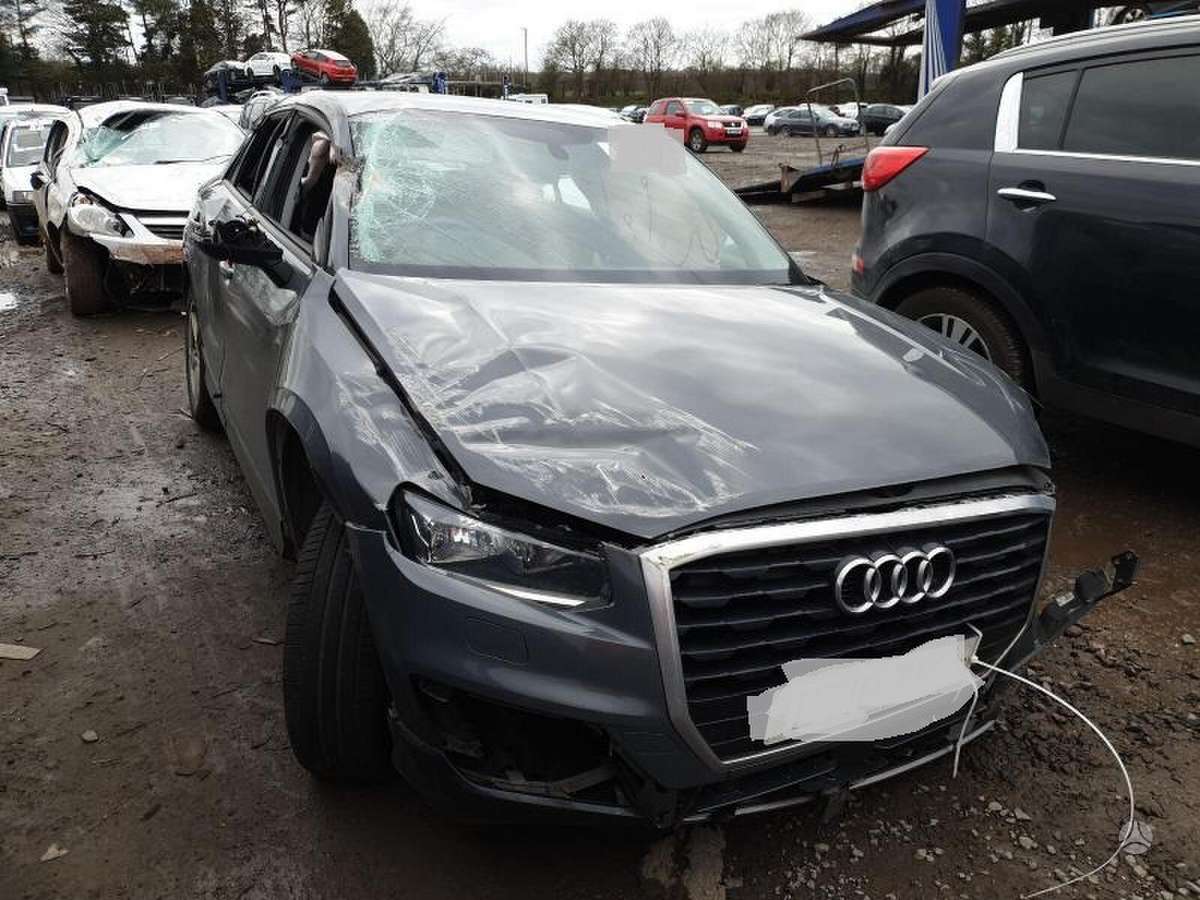 Audi Q2 for parts
