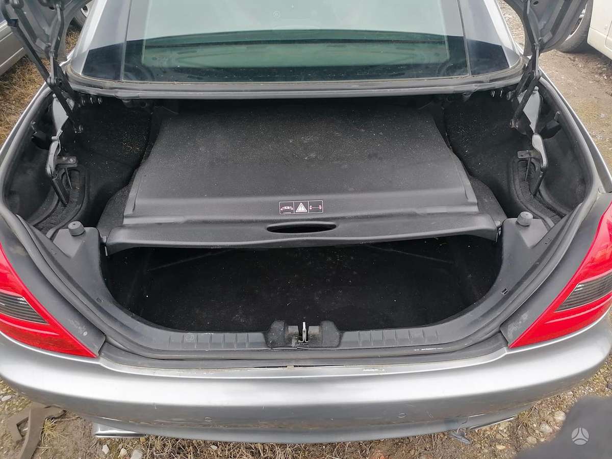 Mercedes-Benz SLK300