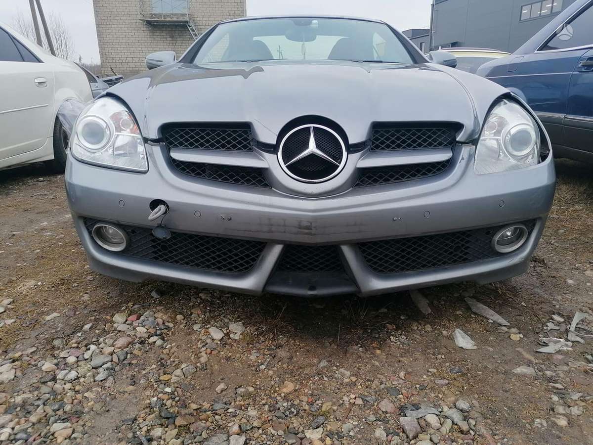 Mercedes-Benz SLK300