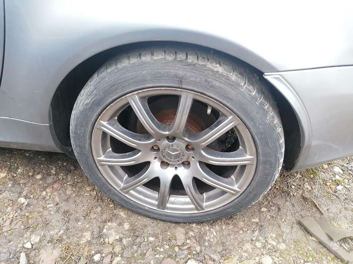 Mercedes-Benz SLK300