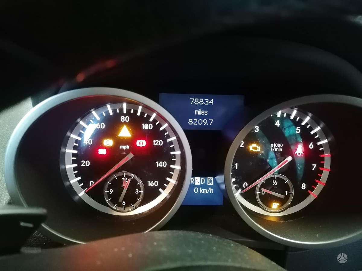 Mercedes-Benz SLK300