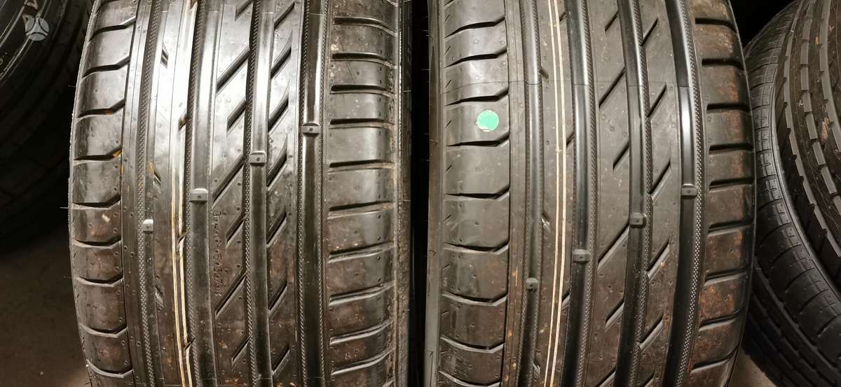 Nokian, summer 235/45 R19