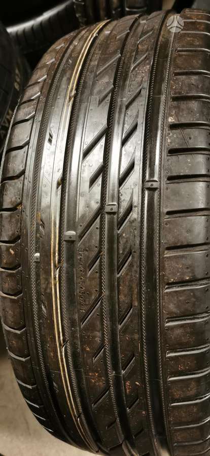 Nokian, summer 235/45 R19