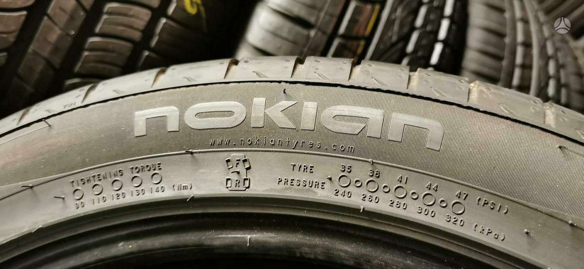Nokian, летние 235/45 R19
