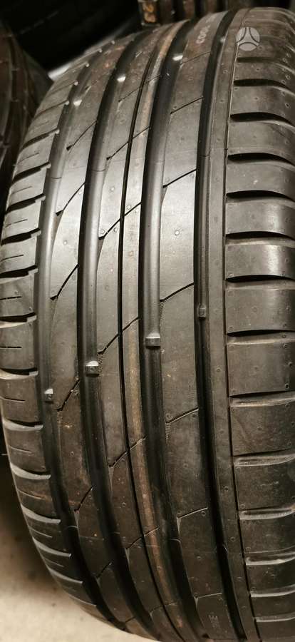 Nokian, летние 235/45 R19