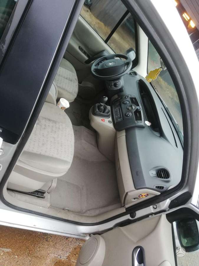 Renault Scenic по частям