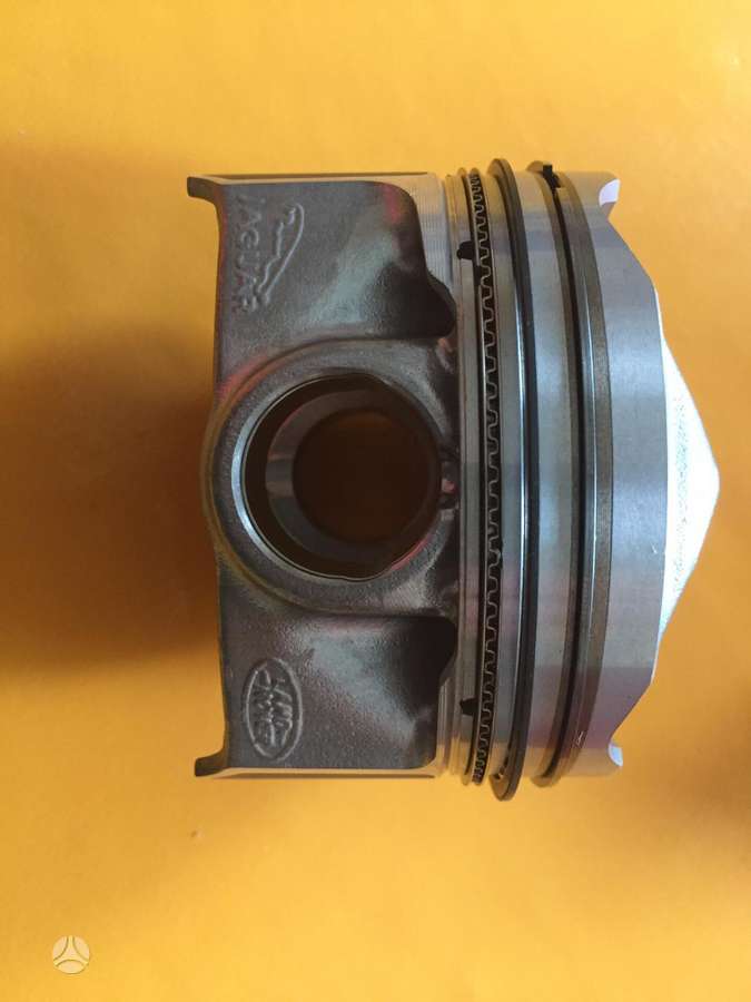 Land Rover Range Rover Velar pistons