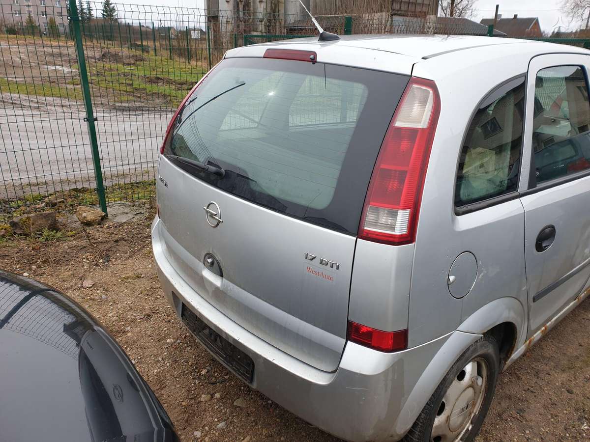 Opel Meriva dalimis
