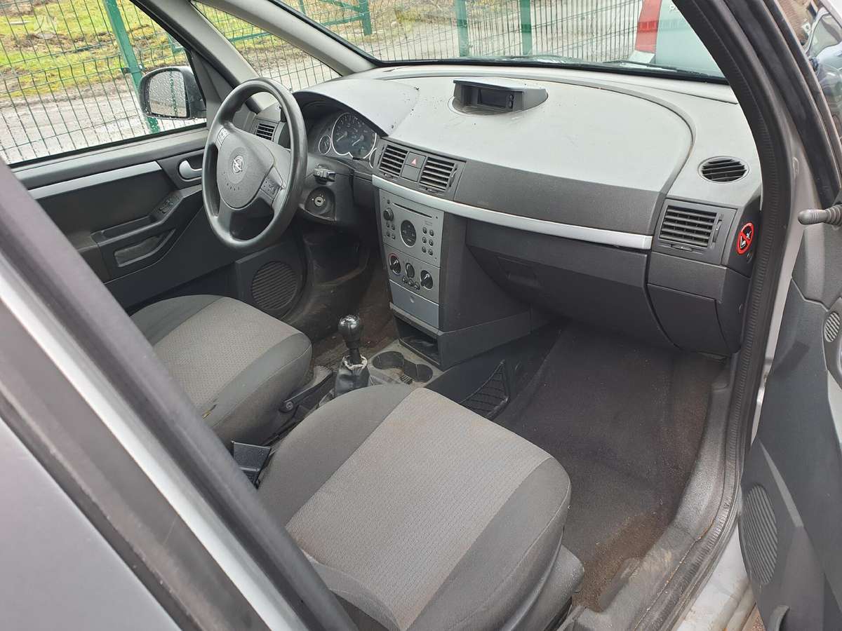 Opel Meriva dalimis