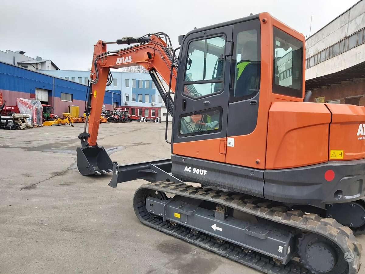 Atlas AC90UF, мини-экскаваторы